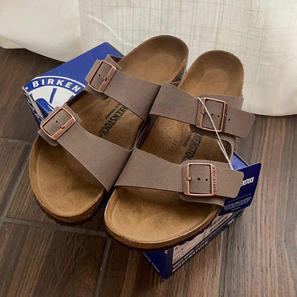 Birkenstock Other - BRAND NEW Men’s Arizona Birkenstocks